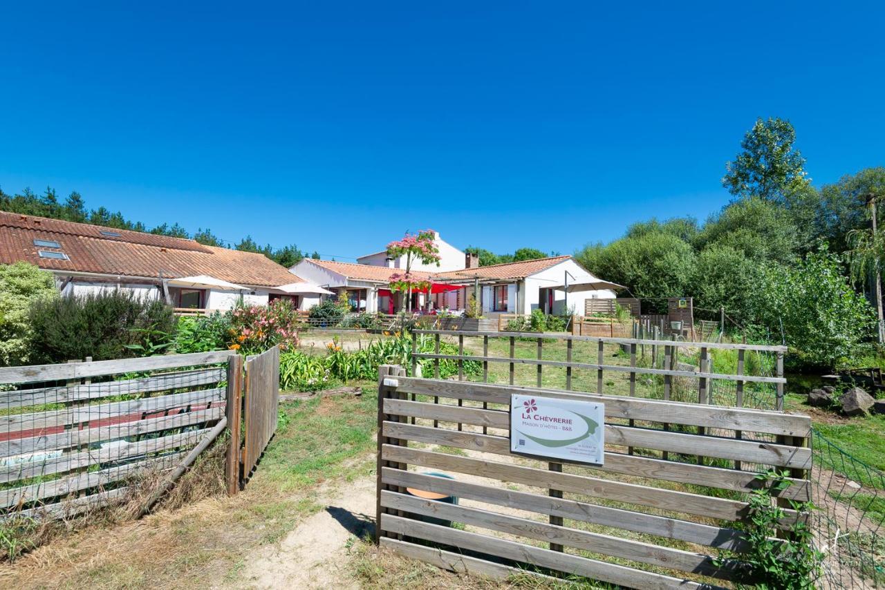 La Chevrerie Vairé Exterior foto